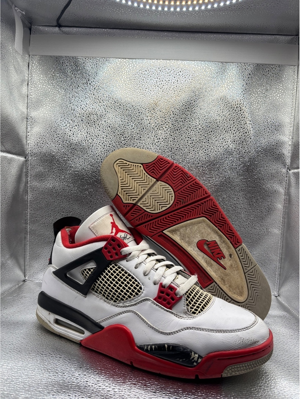 Air Jordan 4 fire red 2020